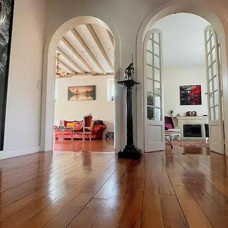 Belle Maison Familiale Basque بايون