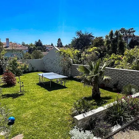 Belle Maison Familiale Basque بايون